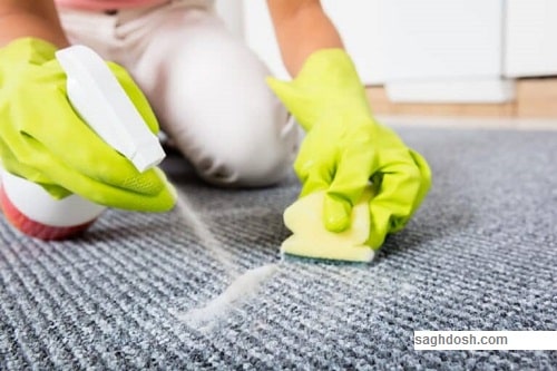 تمیز کردن لکه فرش با سرکه سفید